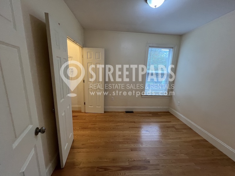 Photos of apartment on Pratt St.,Boston MA 02134