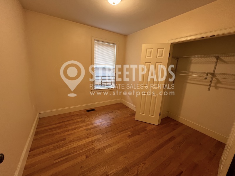 Photos of apartment on Pratt St.,Boston MA 02134