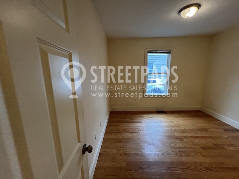 Photos of apartment on Pratt St.,Boston MA 02134