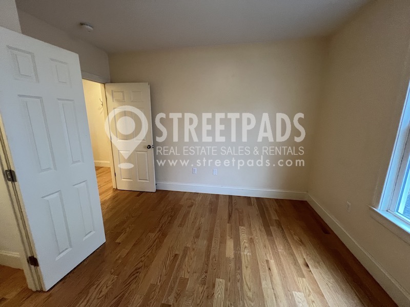 Photos of apartment on Pratt St.,Boston MA 02134