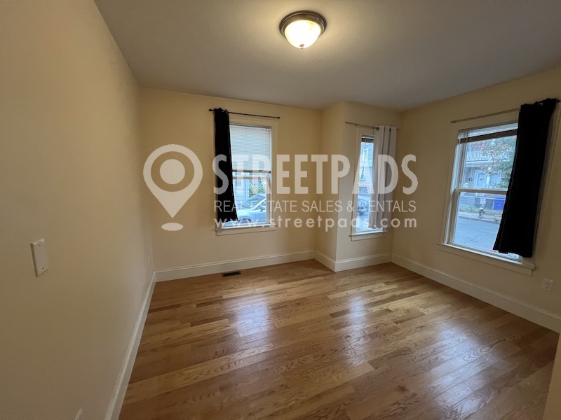 Photos of apartment on Pratt St.,Boston MA 02134