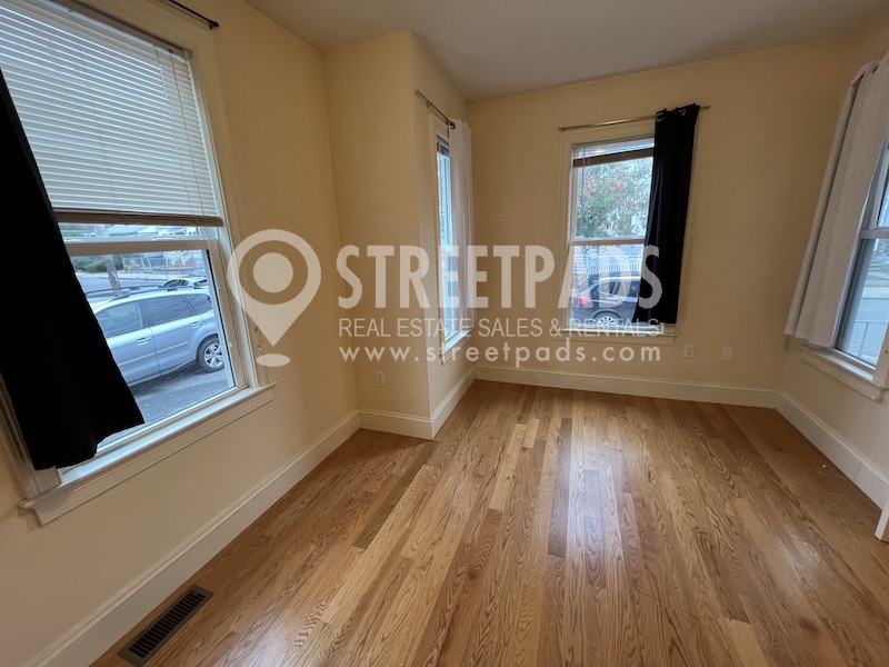 Photos of apartment on Pratt St.,Boston MA 02134
