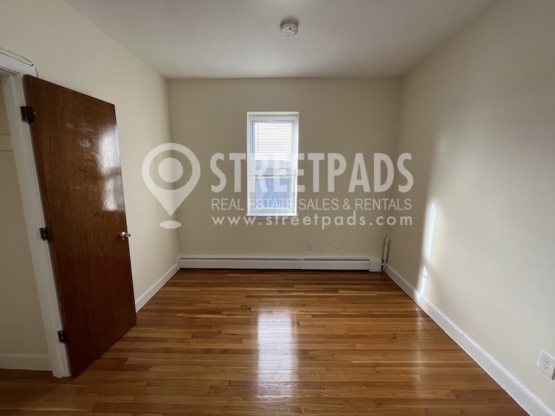 Photos of apartment on North Beacon St.,Boston MA 