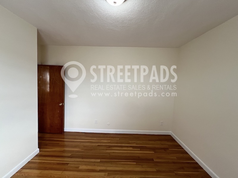 Photos of apartment on North Beacon St.,Boston MA 