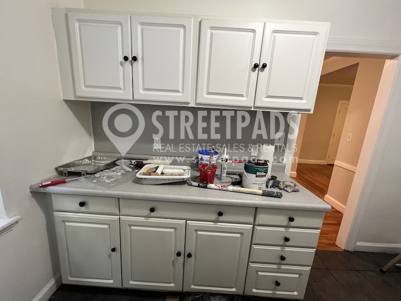 Photos of apartment on Beacon St.,Brookline MA 02446