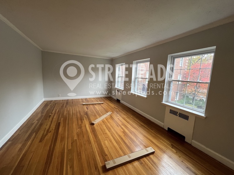 Photos of apartment on Beacon St.,Brookline MA 02446