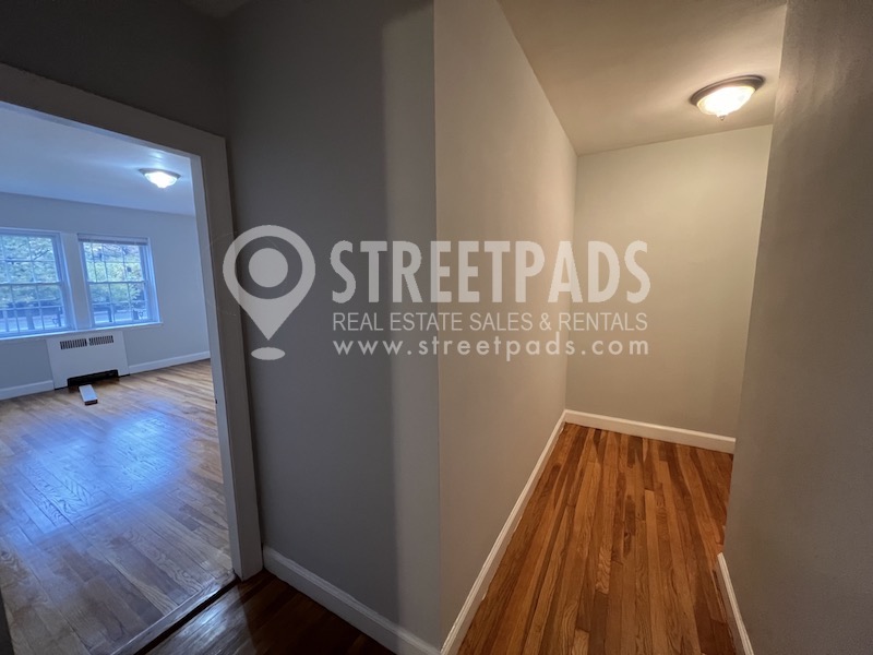 Photos of apartment on Beacon St.,Brookline MA 02446