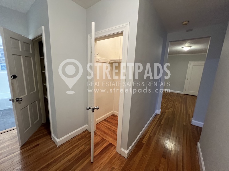 Photos of apartment on Beacon St.,Brookline MA 02446