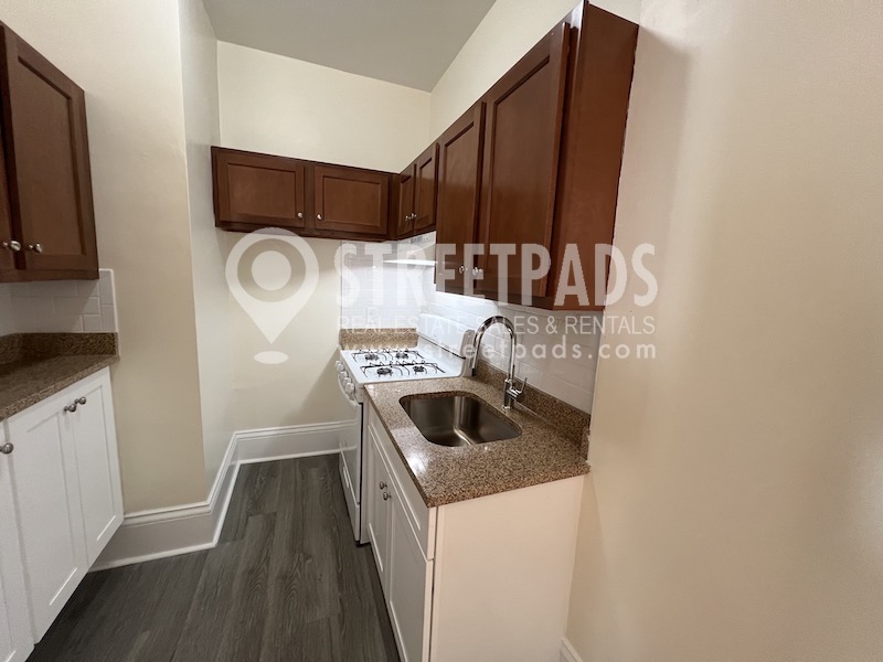 Photos of apartment on Ware St.,Cambridge MA 