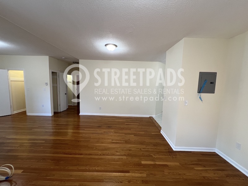 Photos of apartment on Commonwealth Ave.,Boston MA 02135