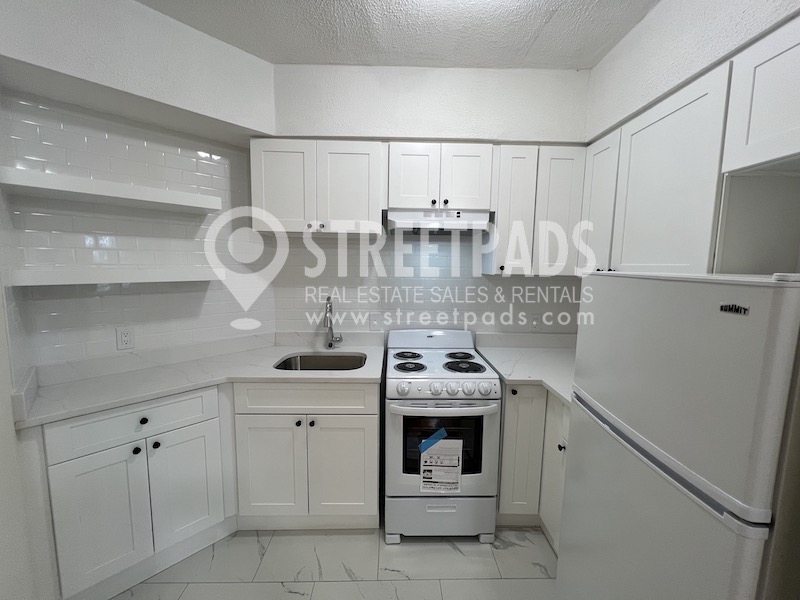 Photos of apartment on Commonwealth Ave.,Boston MA 02135