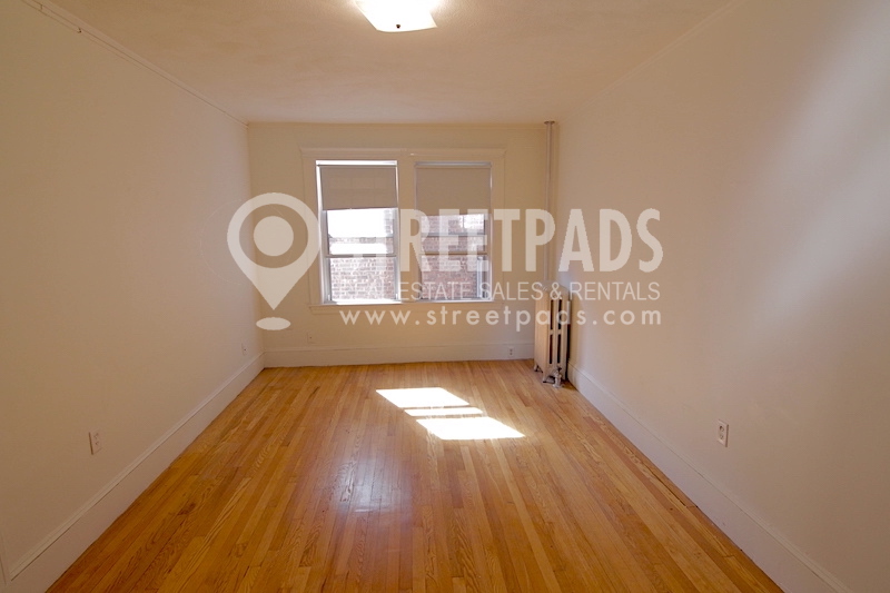 Photos of apartment on Washington St.,Somerville MA 02143