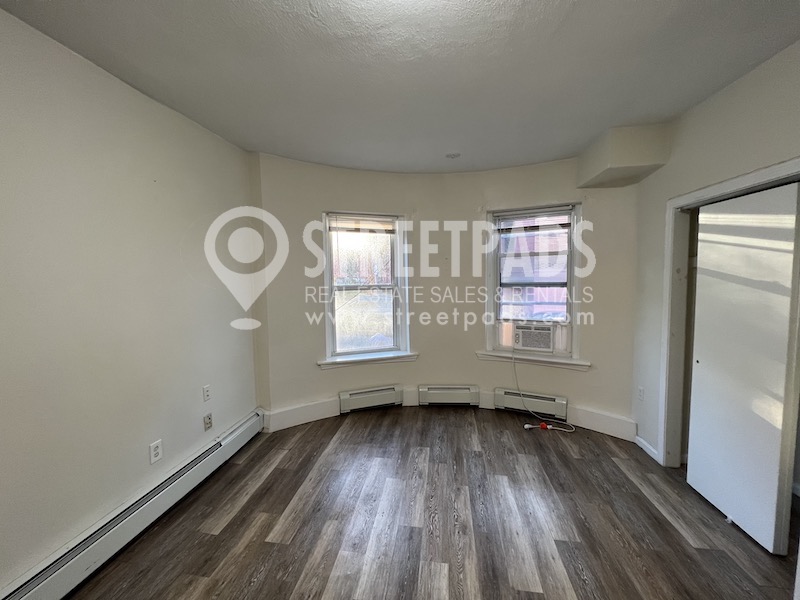 Photos of apartment on Saint Alphonsus St.,Boston MA 02120