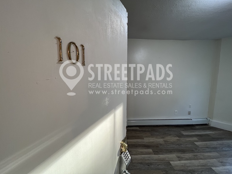 Photos of apartment on Wait St.,Boston MA 02120