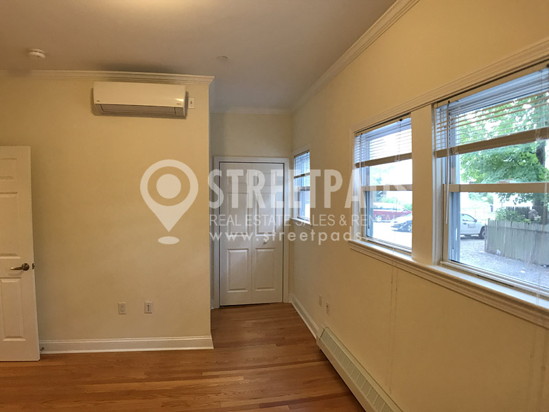 Photos of apartment on Langdon Sq.,Cambridge MA 