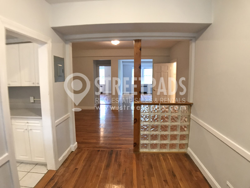 Photos of apartment on Beacon St.,Brookline MA 02446