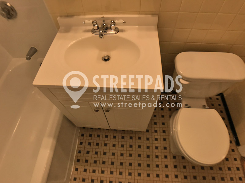 Photos of apartment on Beacon St.,Brookline MA 02446