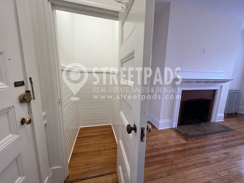 Photos of apartment on Ware St.,Cambridge MA 02138