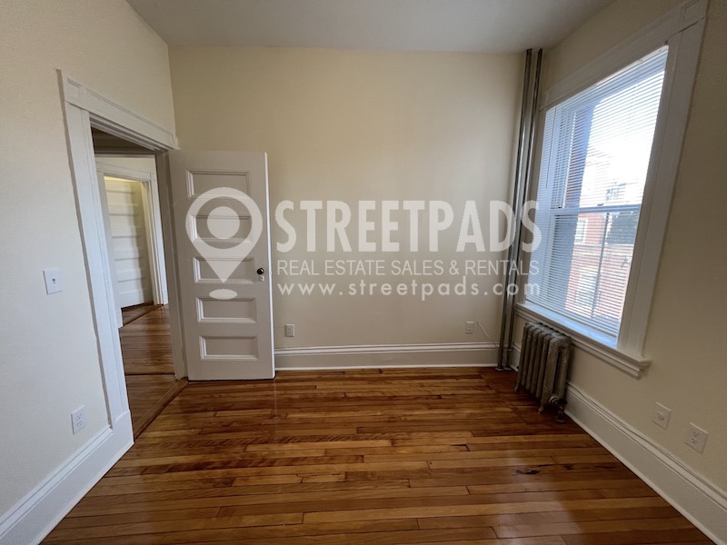 Photos of apartment on Ware St.,Cambridge MA 02138