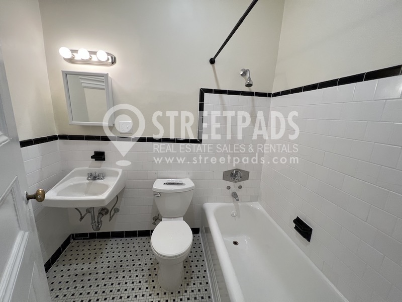 Photos of apartment on Ware St.,Cambridge MA 02138