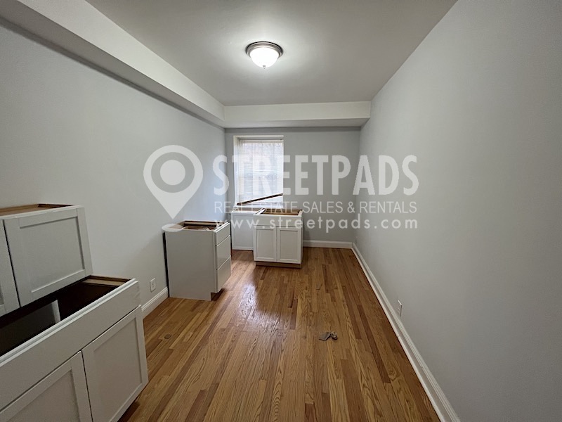 Photos of apartment on Beacon St.,Brookline MA 02446