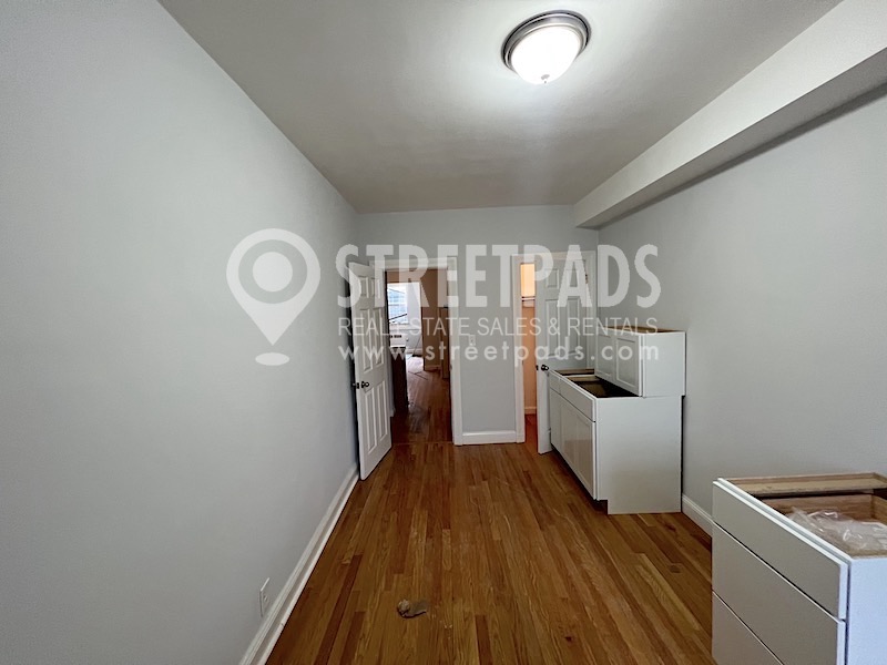 Photos of apartment on Beacon St.,Brookline MA 02446