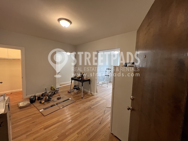 Photos of apartment on Beacon St.,Brookline MA 02446