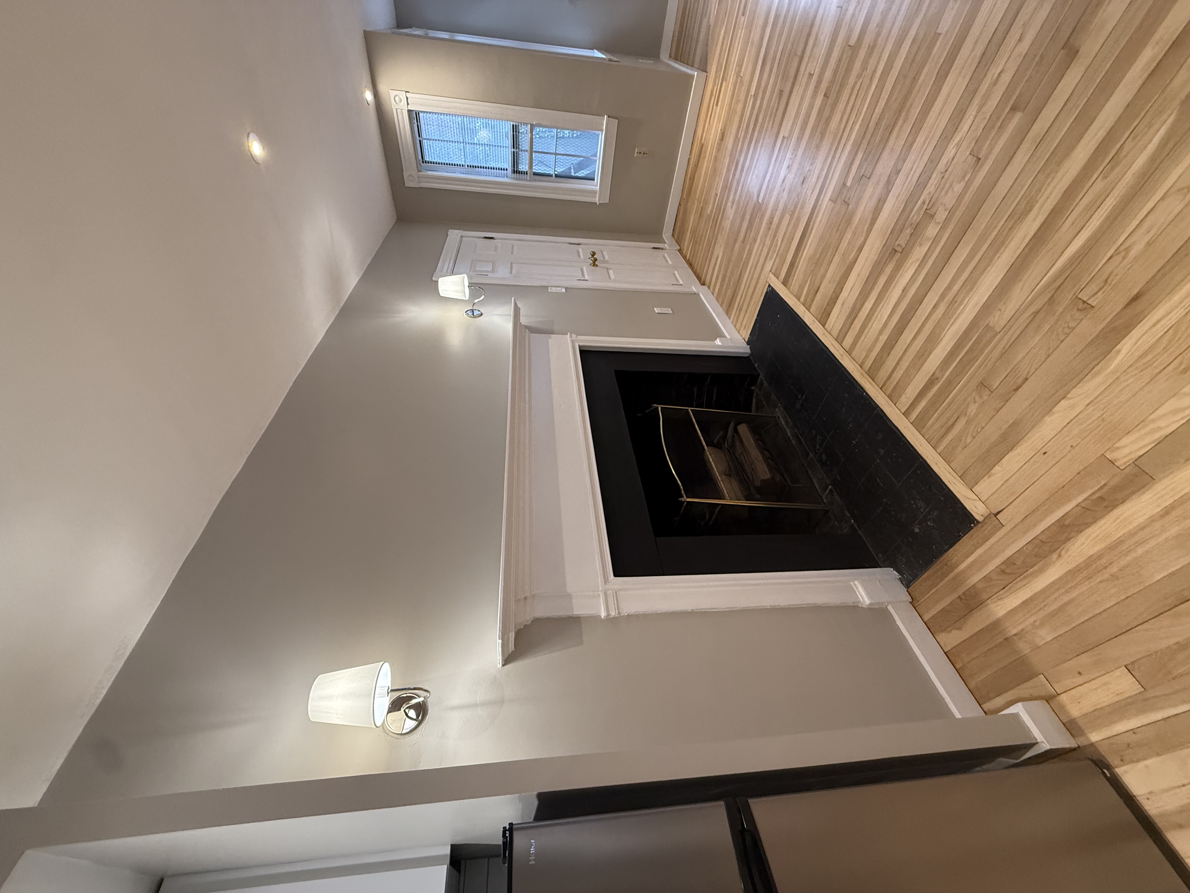 Photos of apartment on Phillips St.,Boston MA 02114