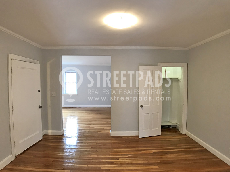 Photos of apartment on Beacon St.,Brookline MA 02446