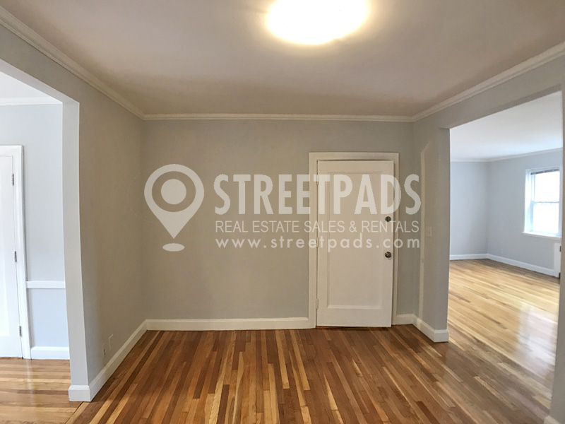 Photos of apartment on Beacon St.,Brookline MA 02446