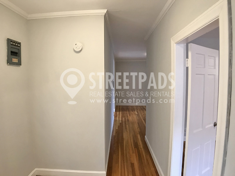 Photos of apartment on Beacon St.,Brookline MA 02446