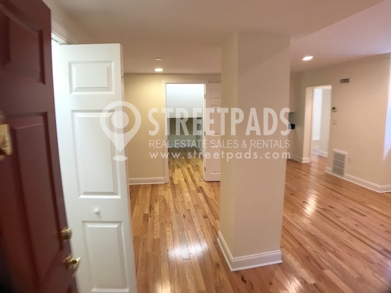 Photos of apartment on Chauncy St.,Cambridge MA 02138