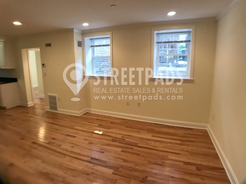 Photos of apartment on Chauncy St.,Cambridge MA 02138