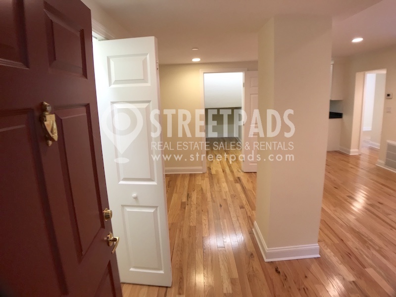 Photos of apartment on Chauncy St.,Cambridge MA 02138