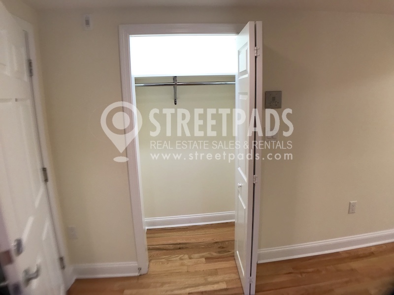 Photos of apartment on Chauncy St.,Cambridge MA 02138