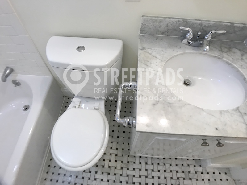 Photos of apartment on Chauncy St.,Cambridge MA 02138