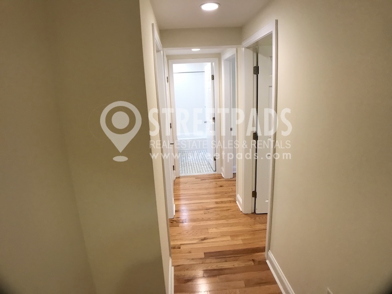 Photos of apartment on Chauncy St.,Cambridge MA 02138