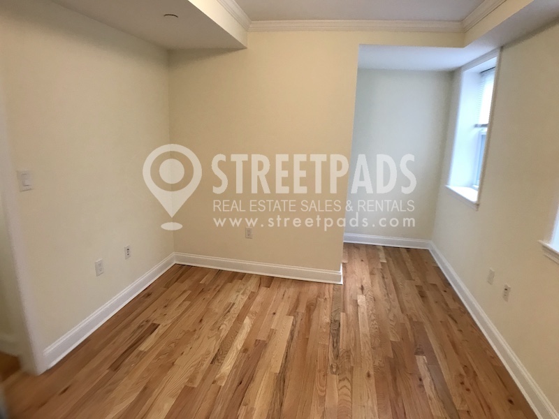 Photos of apartment on Chauncy St.,Cambridge MA 02138