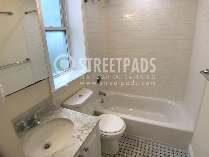 Photos of apartment on Chauncy St.,Cambridge MA 02138