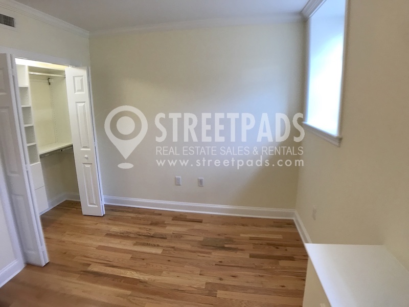 Photos of apartment on Chauncy St.,Cambridge MA 02138