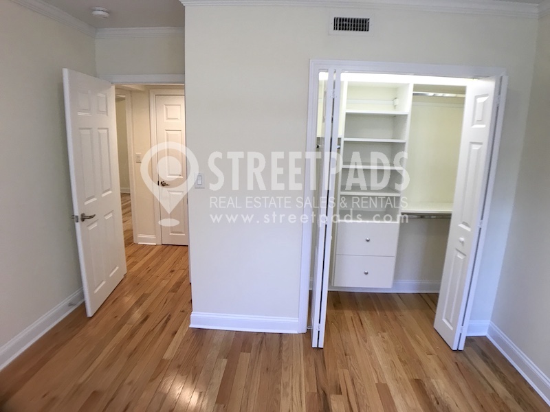 Photos of apartment on Chauncy St.,Cambridge MA 02138