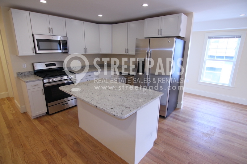 Photos of apartment on Franklin St.,Boston MA 02134