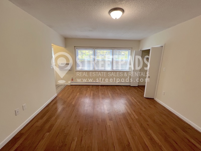 Photos of apartment on Commonwealth Ave.,Boston MA 02135