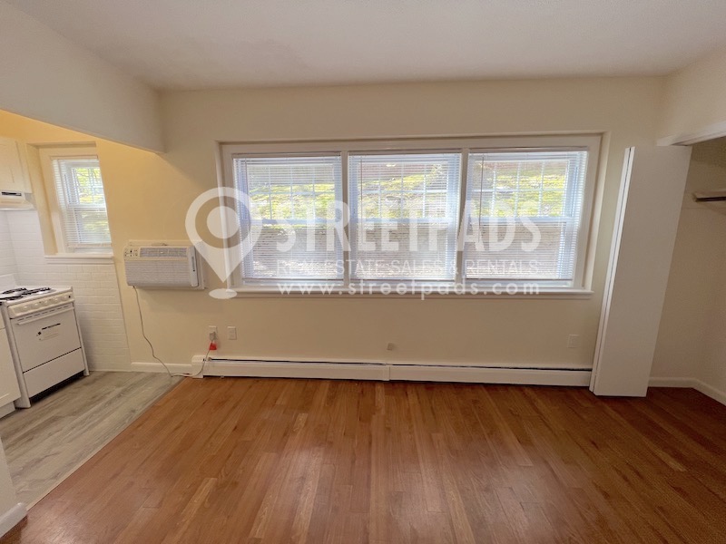 Photos of apartment on Commonwealth Ave.,Boston MA 02135