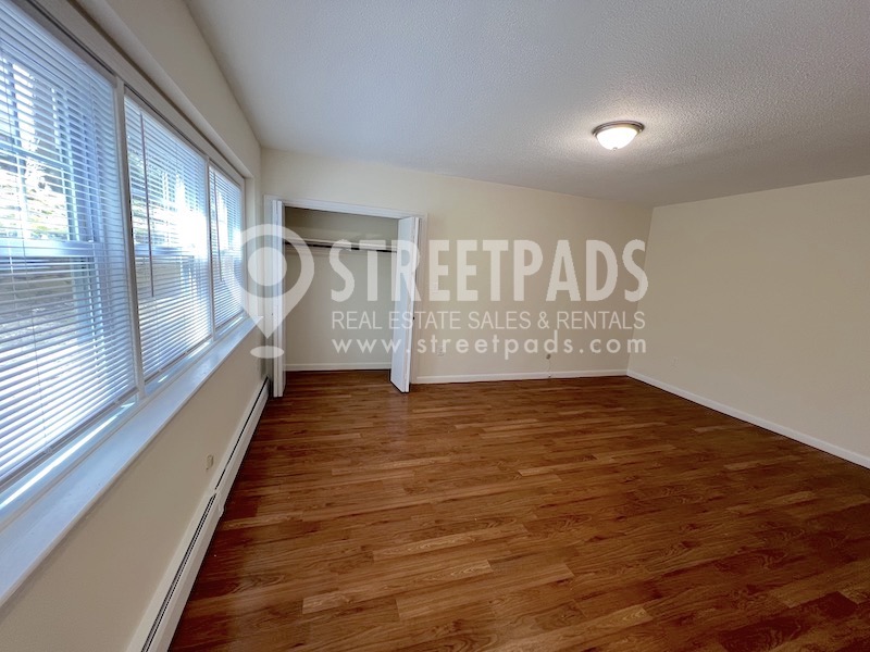 Photos of apartment on Commonwealth Ave.,Boston MA 02135