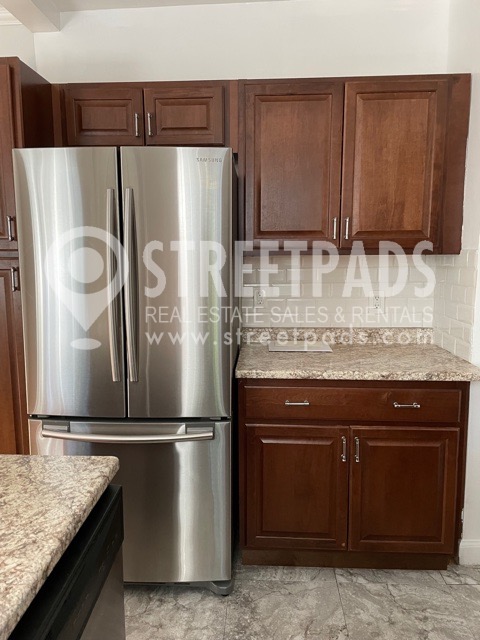 Photos of apartment on Beacon St.,Brookline MA 02446