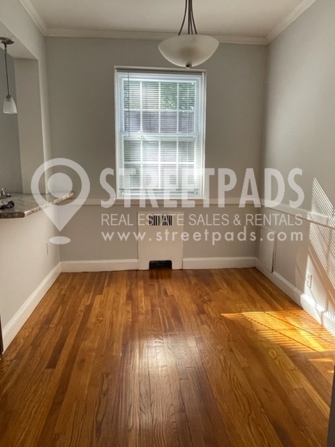 Photos of apartment on Beacon St.,Brookline MA 02446