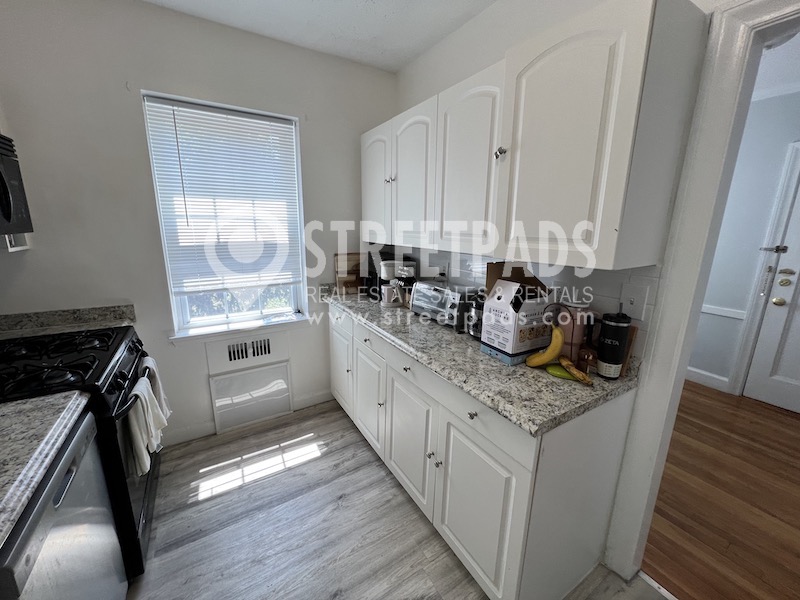 Photos of apartment on Beacon St.,Brookline MA 02446