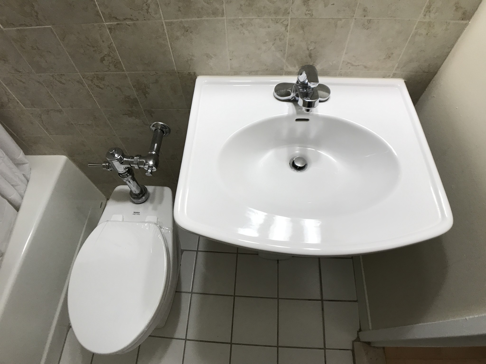 Photos of apartment on Camelot Ct.,Boston MA 02135