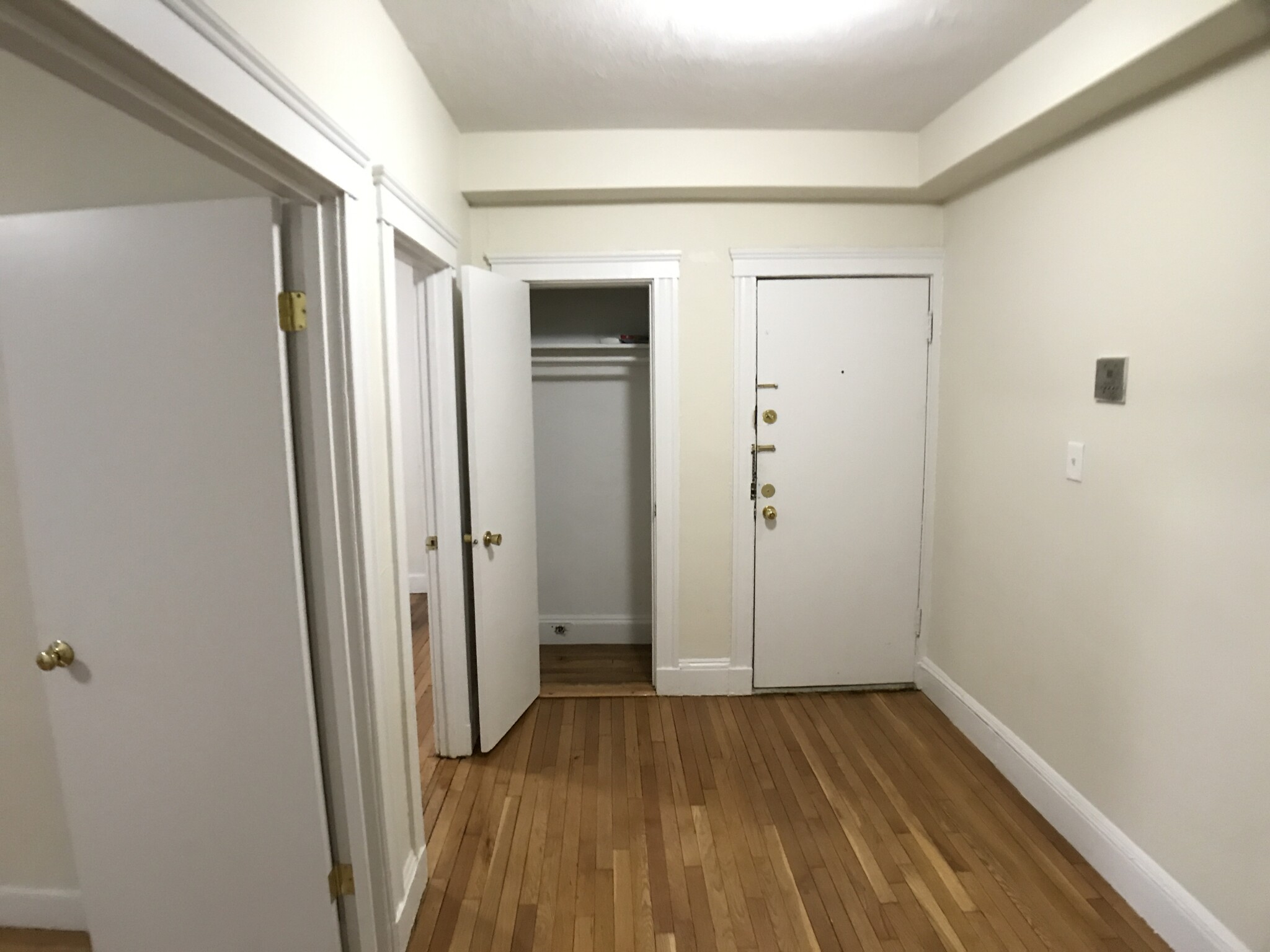 Photos of apartment on Washington St.,Boston MA 02135